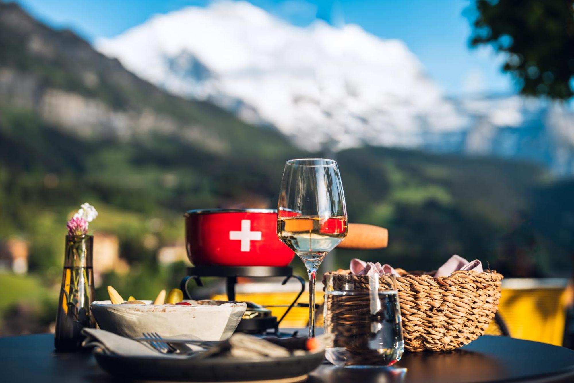 Hotel Jungfraublick Wengen Esterno foto